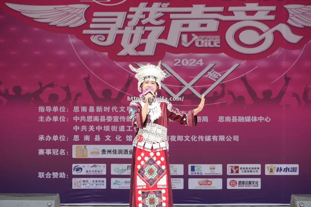 选手用实力征服观众，赢得喝彩