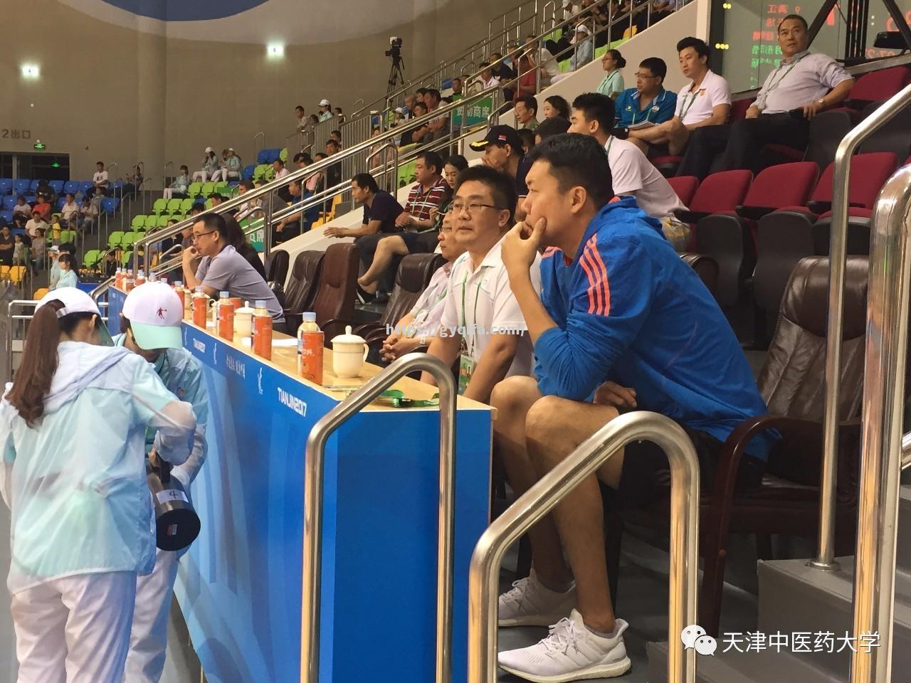 江南体育-重庆男篮遭遇失利，赛后重整旗鼓