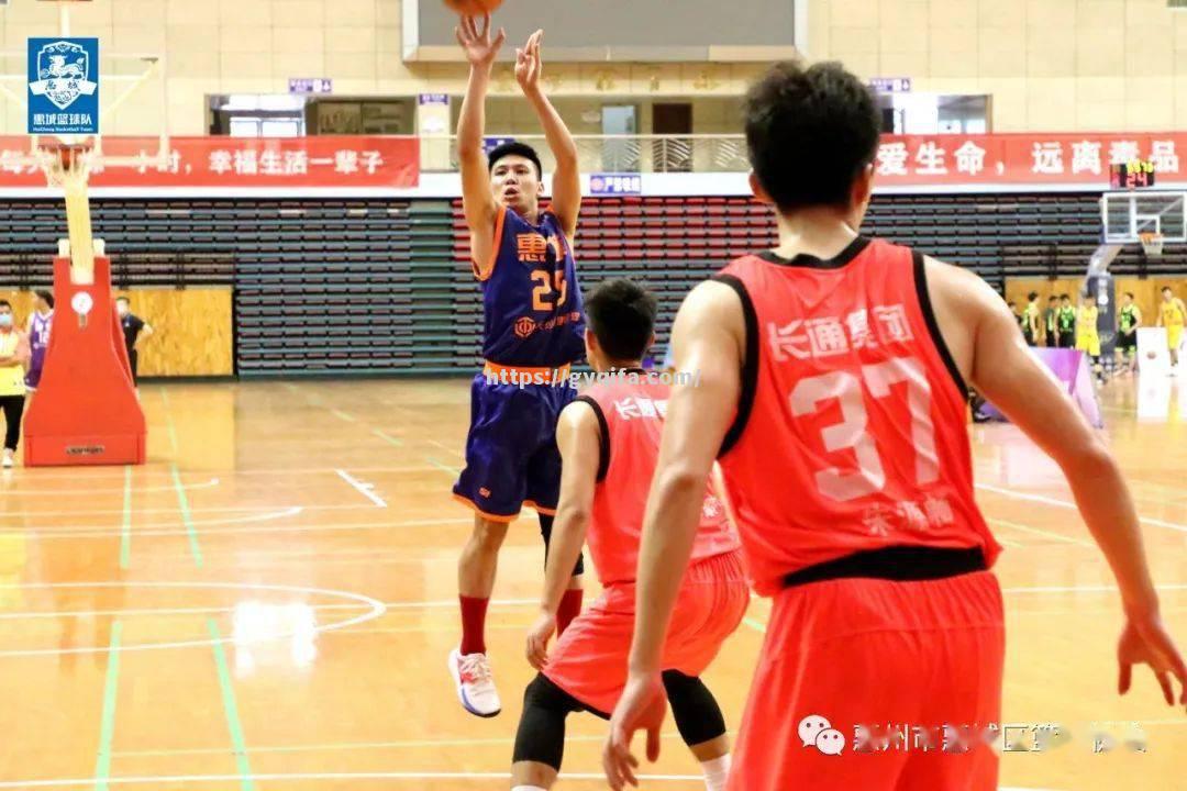 江南体育-西藏男篮奋力拼搏，全力以赴冲刺胜利